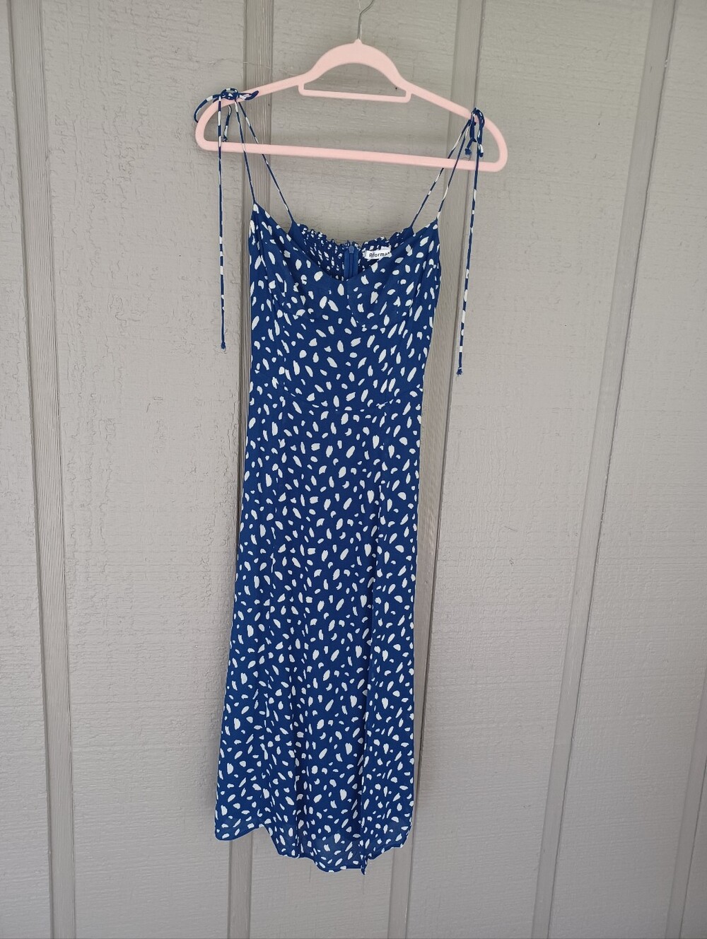 Reformation Juliette Midi Dress Size 6 Feminine Viscose Wedding Guest Smocked